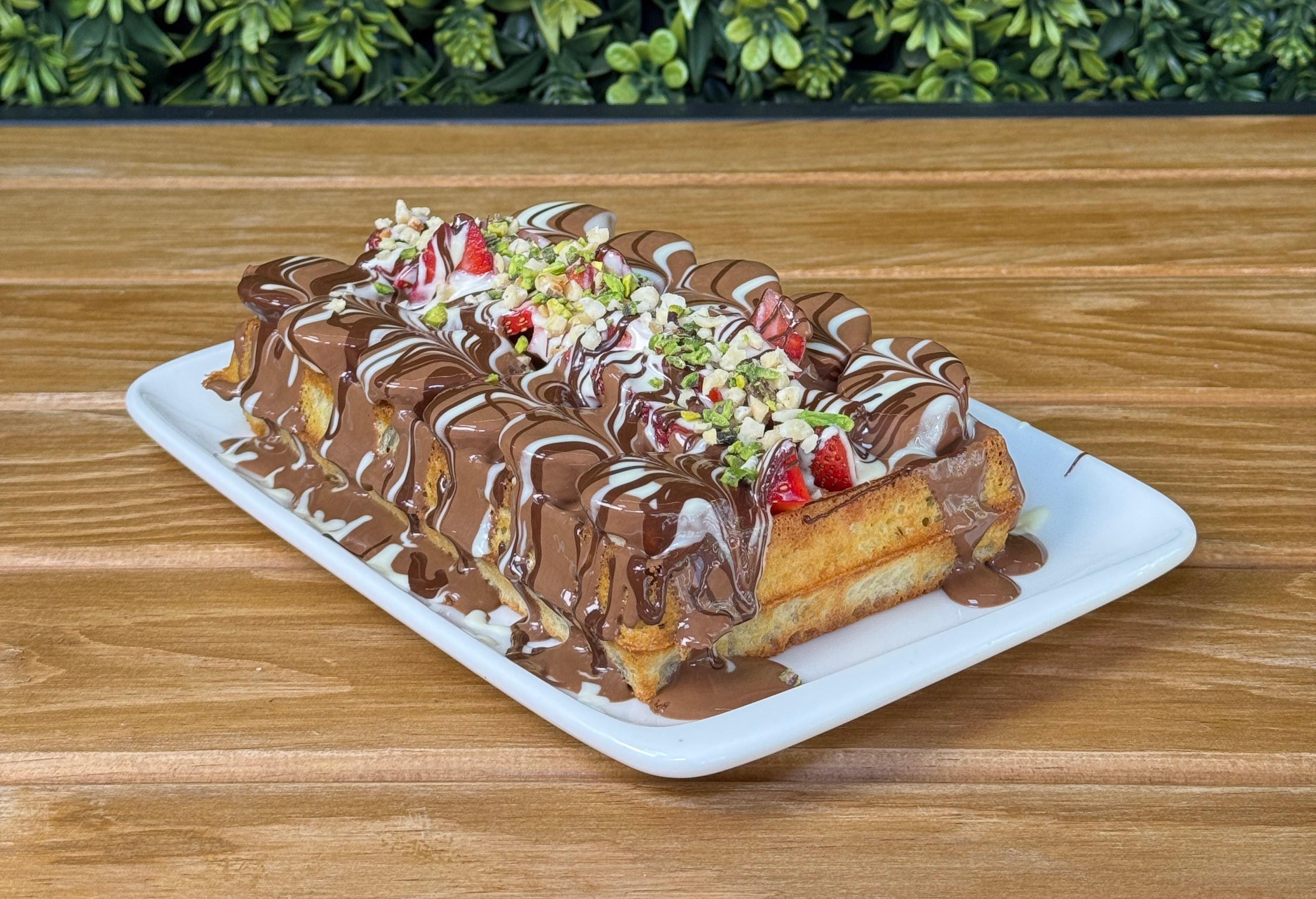 BELÇİKA ÇİKOLATALI WAFFLE'LAR VE DİĞER TATLILAR